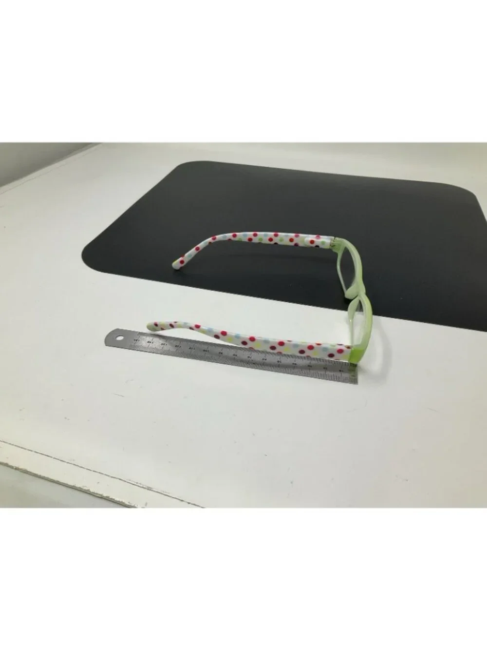 Peepers 491 Rectangle Green Reading Glasses Power +1.75